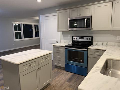 379 Valley Dr, Toccoa, GA 30577 photo 7