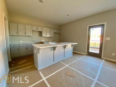 93 Richmond Dr, Lagrange, GA 30240 photo 3