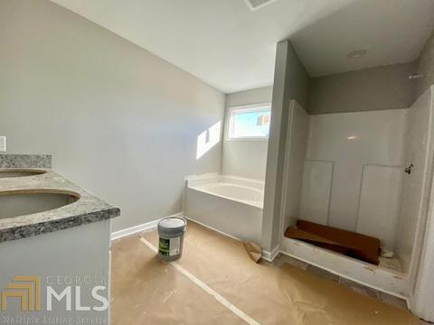 93 Richmond Dr, Lagrange, GA 30240 photo 6