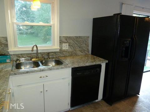 150 Fleeta Dr, Covington, GA 30016 photo 5
