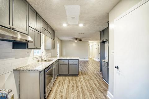 224 Orchard Rd, Rex, GA 30273 photo 12