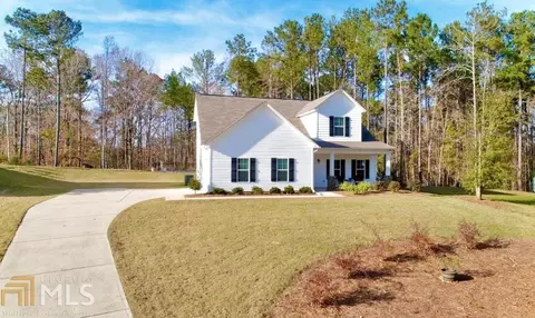 244 Edgemont Ct, Lagrange, GA 30240 photo 2