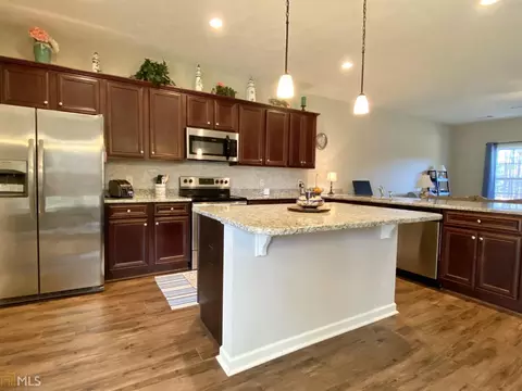 244 Edgemont Ct, Lagrange, GA 30240 photo 5