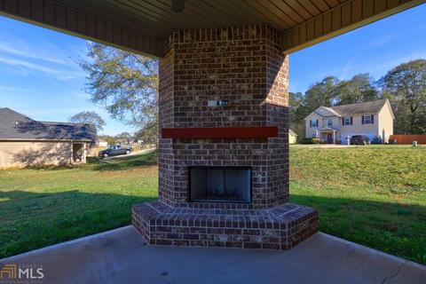 165 Stanebrook Ln, Jackson, GA 30233 photo 2