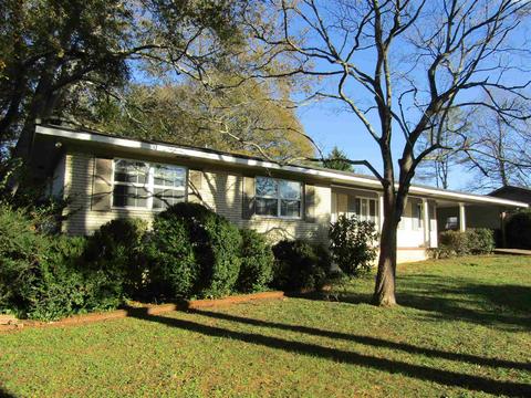 1388 Chase Rd, Cornelia, GA 30531 photo 2