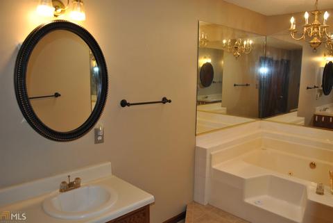 203 Compton Ct, Mcdonough, GA 30252 photo 11