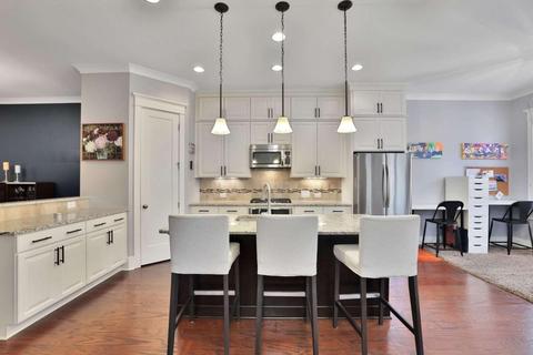2421 Gatebury Cir, Chamblee, GA 30341 photo 8