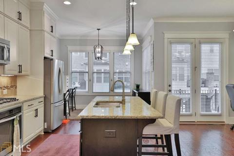 2421 Gatebury Cir, Chamblee, GA 30341 photo 11