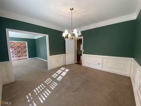 208 Village Dr, Lagrange, GA 30241 photo 12