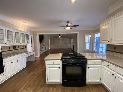 208 Village Dr, Lagrange, GA 30241 photo 18