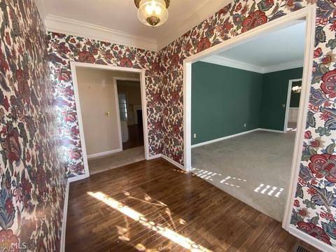 208 Village Dr, Lagrange, GA 30241 photo 10