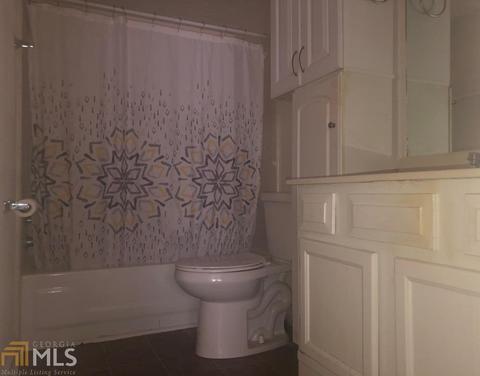 6427 Oakleaf Way, Morrow, GA 30260 photo 9