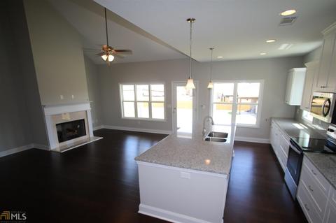 423 Lago Ct, Lagrange, GA 30241 photo 9