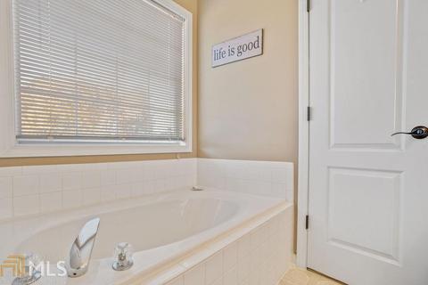 1233 Eagles Pass, Mcdonough, GA 30253 photo 10