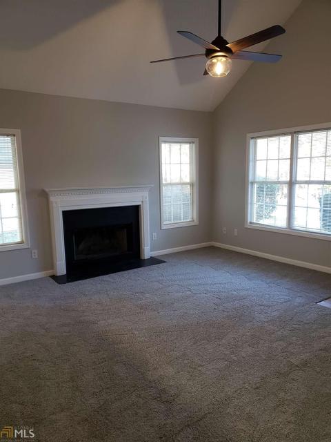 8162 Amanda Ln, Covington, GA 30014 photo 4
