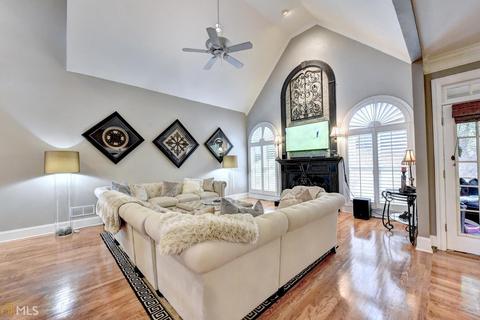8820 Glasgow Pt, Duluth, GA 30097 photo 12