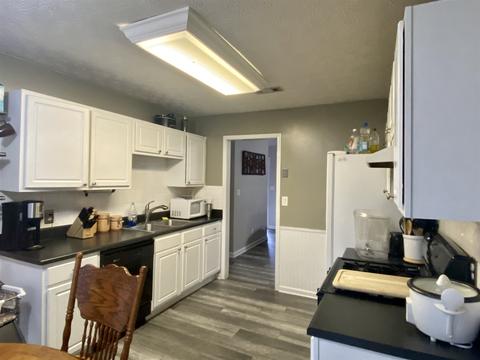 221 Greenleaf Dr, Hampton, GA 30228 photo 8