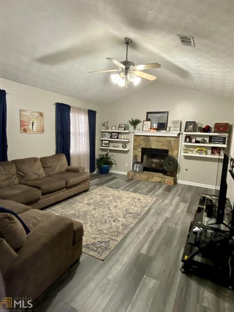 221 Greenleaf Dr, Hampton, GA 30228 photo 10