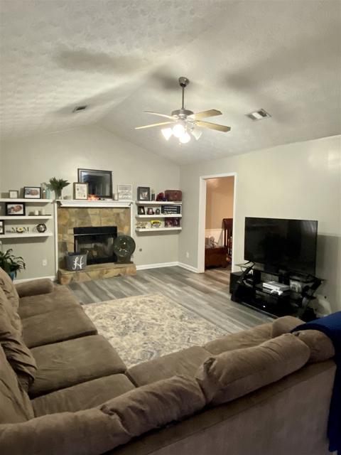 221 Greenleaf Dr, Hampton, GA 30228 photo 9
