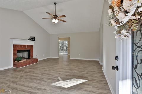 121 Elmwood Dr, Hampton, GA 30228 photo 9