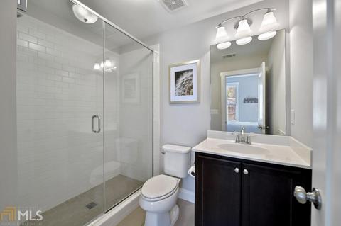 2427 Gatebury Cir, Chamblee, GA 30341 photo 9