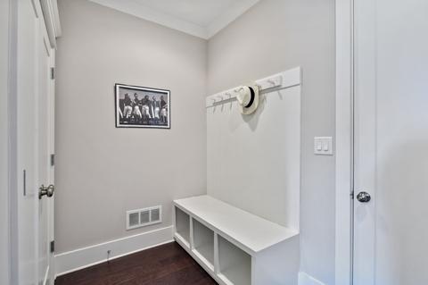 2427 Gatebury Cir, Chamblee, GA 30341 photo 7