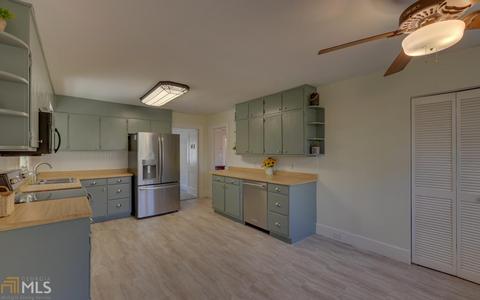 155 Bellvue Dr, Toccoa, GA 30577 photo 11