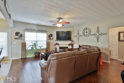206 Sandstone Dr, Hampton, GA 30228 photo 8