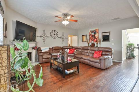 206 Sandstone Dr, Hampton, GA 30228 photo 9