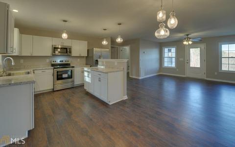 399 Mountain View Rd, Toccoa, GA 30577 photo 11
