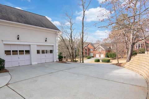 3945 Berkeley View Dr, Berkeley Lake, GA 30096 photo 4