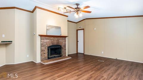 321 Old Milner Rd, Barnesville, GA 30204 photo 3