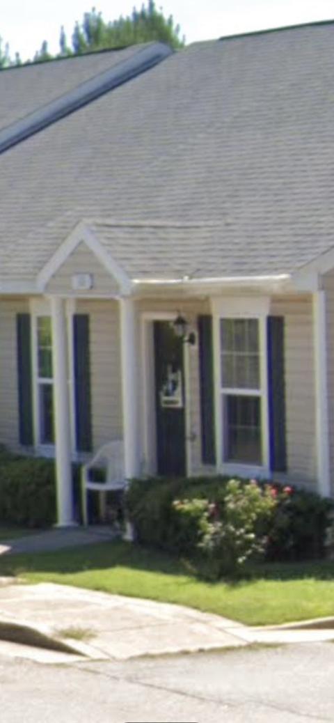 303 Lenox Cir, Lagrange, GA 30241 photo 1