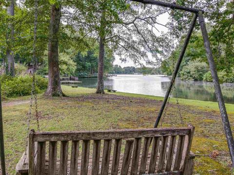 335 South Dr, Hampton, GA 30228 photo 3
