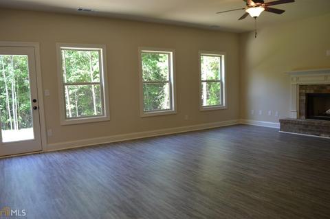 132 Clear Water Dr, Jackson, GA 30233 photo 7