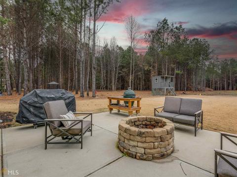 1526 Beeks Rd, Williamson, GA 30292 photo 4