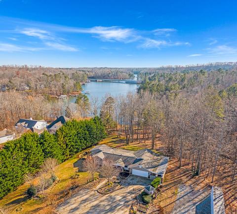 9720 Mathis Dr, Gainesville, GA 30506 photo 2