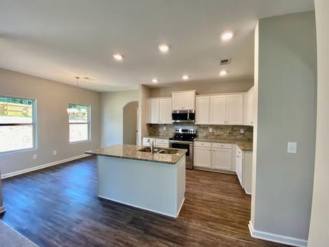397 Daffodil Dr, Temple, GA 30179 photo 9