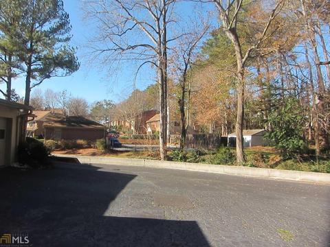 3522 Ashwood Ln, Chamblee, GA 30341 photo 25