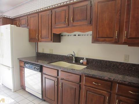 3522 Ashwood Ln, Chamblee, GA 30341 photo 7