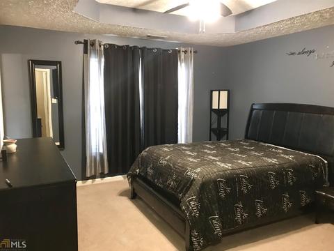 437 Hampton Green Dr, Lagrange, GA 30240 photo 4