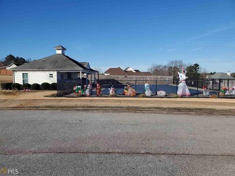 384 Thompson Ct, Hampton, GA 30228 photo 7
