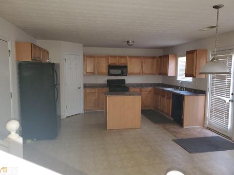 384 Thompson Ct, Hampton, GA 30228 photo 10
