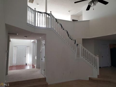 384 Thompson Ct, Hampton, GA 30228 photo 16