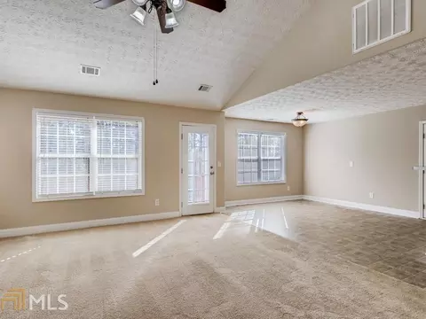 191 Woodlands Dr, Jackson, GA 30233 photo 9