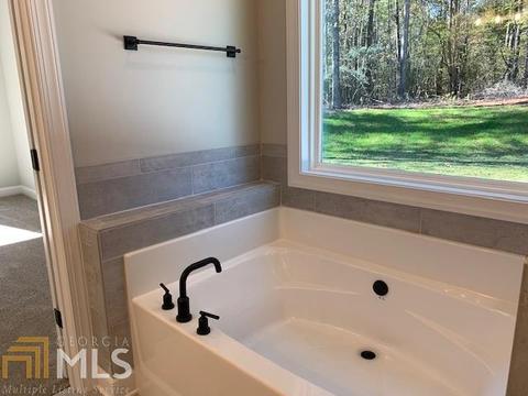 142 Walnut Ln, Williamson, GA 30292 photo 16