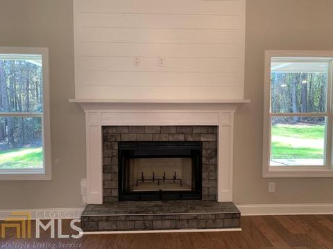 142 Walnut Ln, Williamson, GA 30292 photo 9