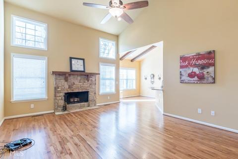1032 Panoramic Pt, Buford, GA 30518 photo 5