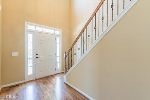 1032 Panoramic Pt, Buford, GA 30518 photo 4