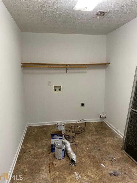 215 Chimney Ct, Covington, GA 30014 photo 8